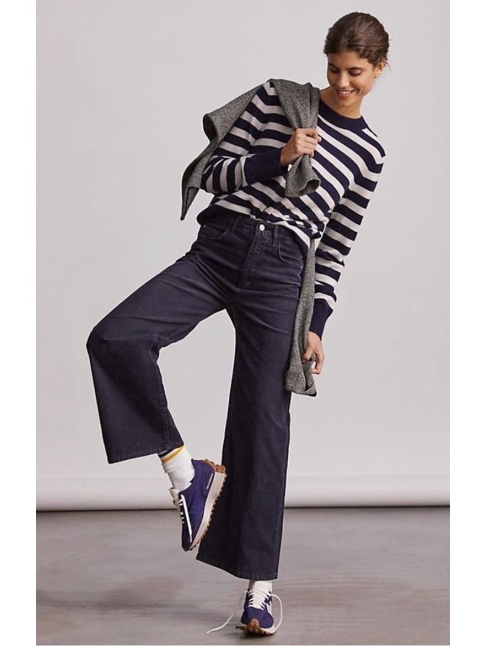 Anthropologie Pilcro The Annie Corduroy Wide-Leg Jeans Trouser Pants Navy Blue